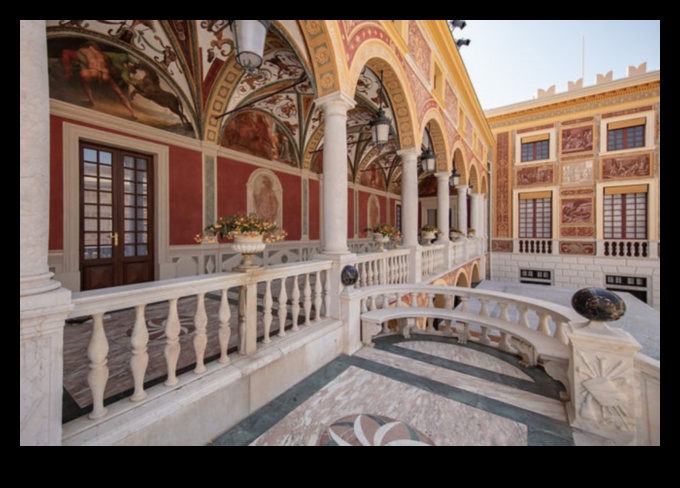 Slēptās freskas: sienas gleznojumi un gleznas senajos mājokļos