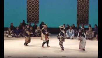 Okobo Odori: Tradicionālā deja Ainu kultūrā